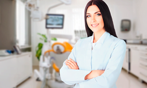 Como o dentista pode se especializar em Harmonização Orofacial?