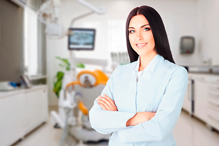 Como o dentista pode se especializar em Harmonização Orofacial?
